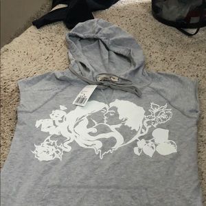 Sleeveless hooded sweatshirt with rhinestones